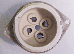 4 Pin Ceramic Socket