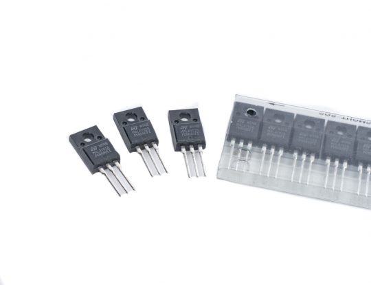 ST W548 P6NA6051 Mosfet 