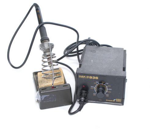 HAKKO 936 Soldering Station w/ 631 Iron