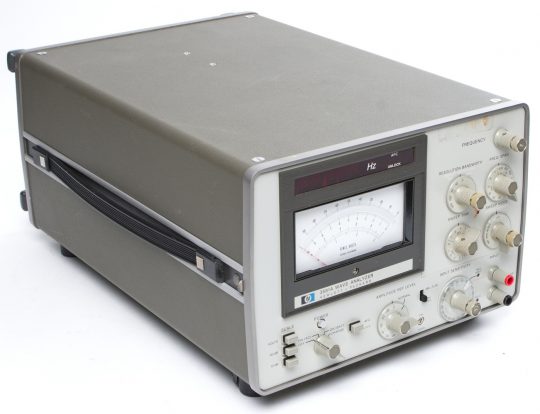 HP 3581A Wave Analyzer