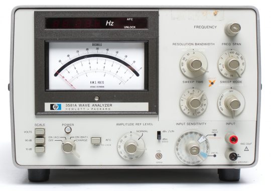 HP 3581A Wave Analyzer