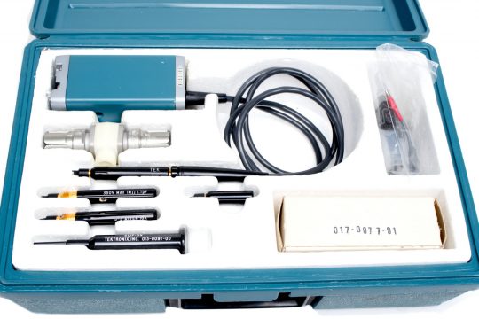 NEW Tektronix S-3A Sampling Probe