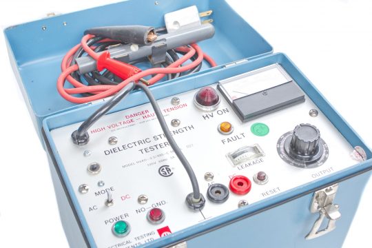 Dielectric Strength Tester AV-10910