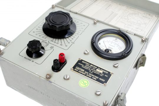 Output Meter TS-585D/U