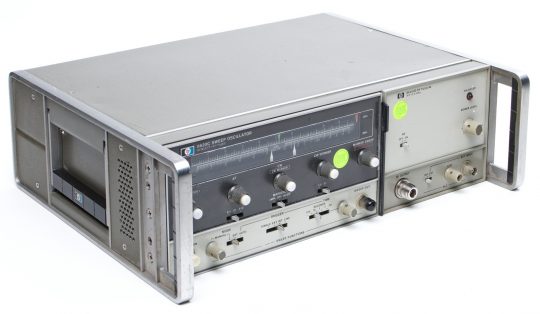 HP 8620C Sweep Oscillator w/ HP 86250D RF Plugin